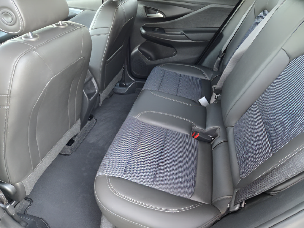 Used 2026 Buick Envista Preferred FWD image 29