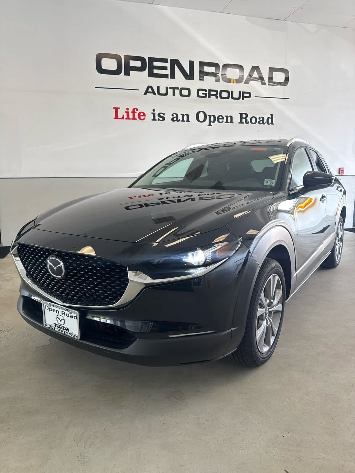 Certified 2025 MAZDA CX-30 AWD 2.5 S w/ Preferred Package image 1