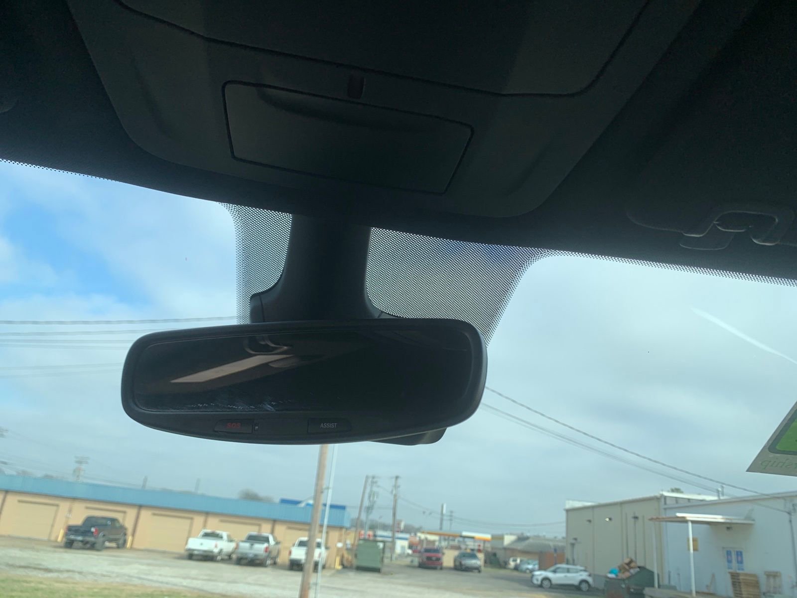 Used 2025 Chrysler Pacifica Select image 19