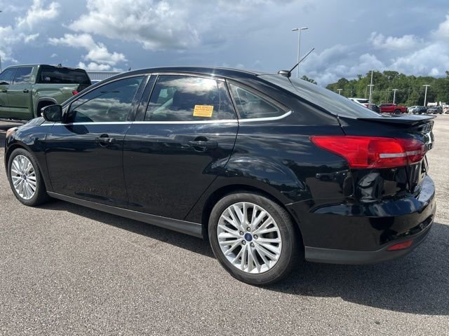 Used 2017 Ford Focus Titanium FWD image 7