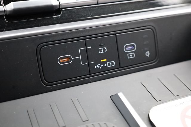 Certified 2025 Hyundai Santa Fe SEL image 20