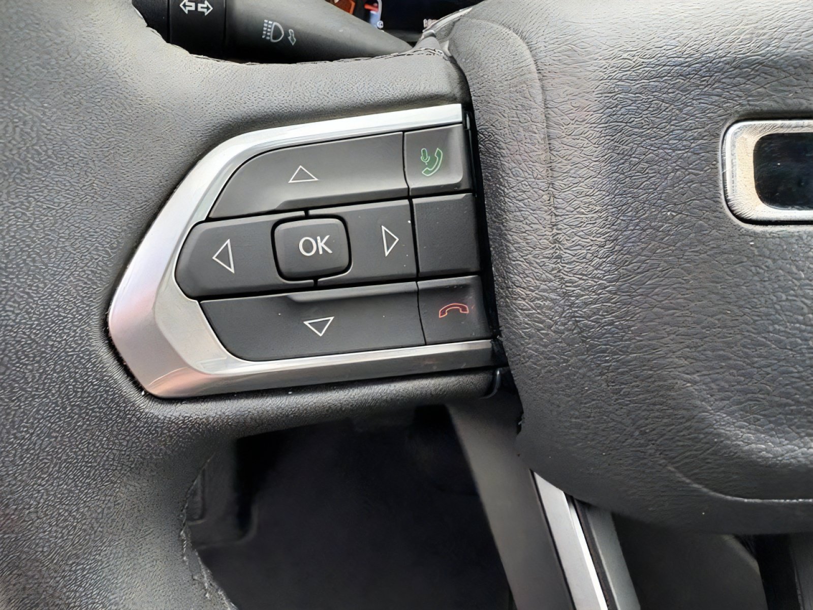 Used 2023 Jeep Compass Latitude AWD/4WD image 20