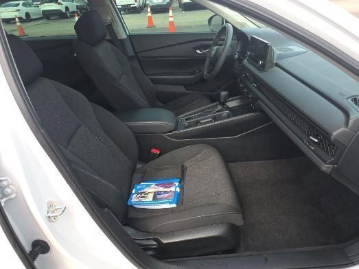 Used 2024 Honda Accord EX image 11