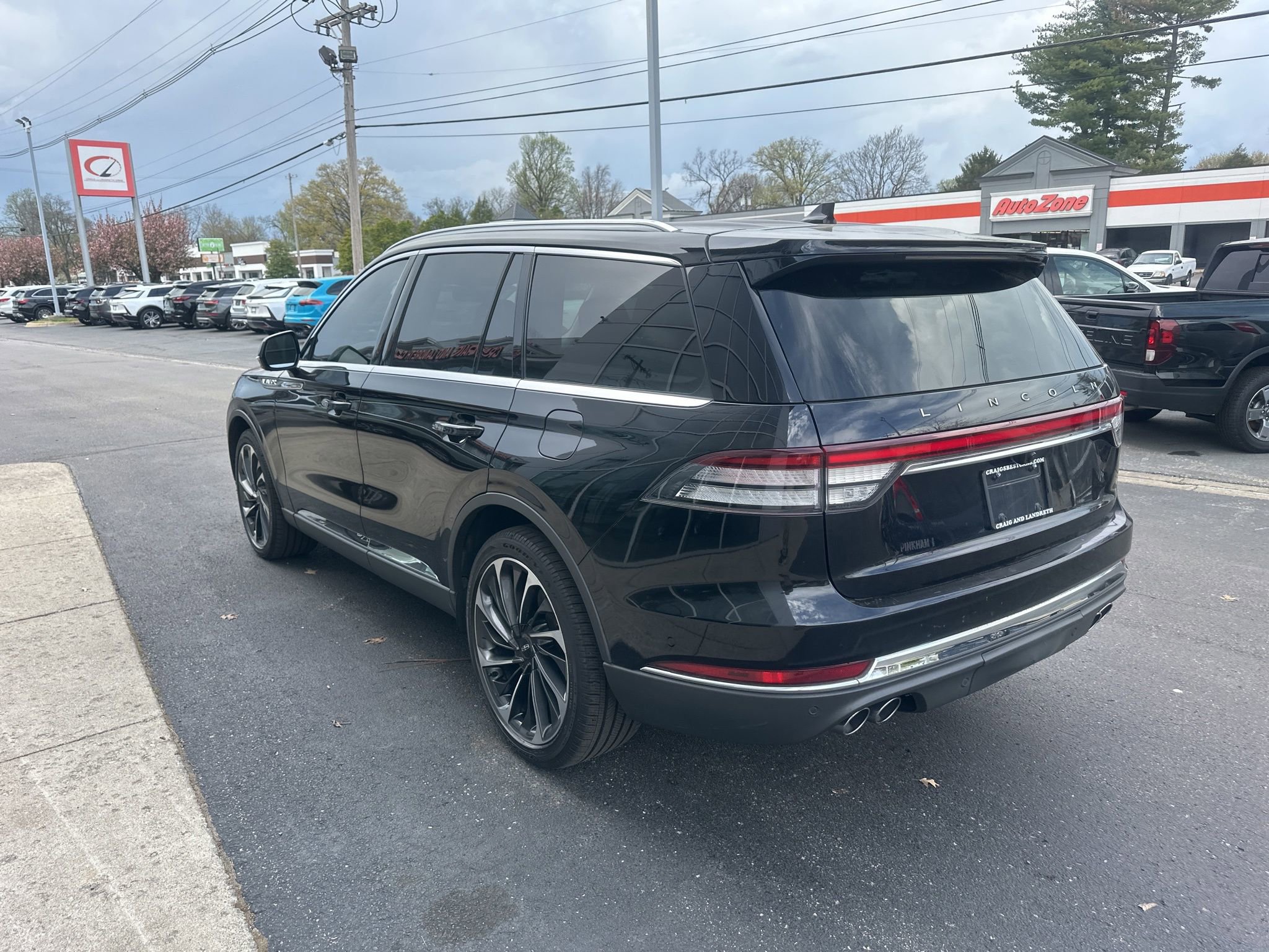 Used 2020 Lincoln Aviator Reserve w/ Equipment Group 202A image 7