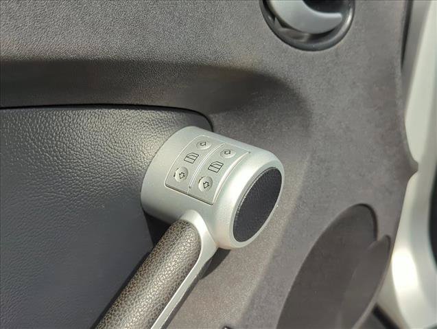 Used 2005 Mercedes-Benz SLK 350 image 11