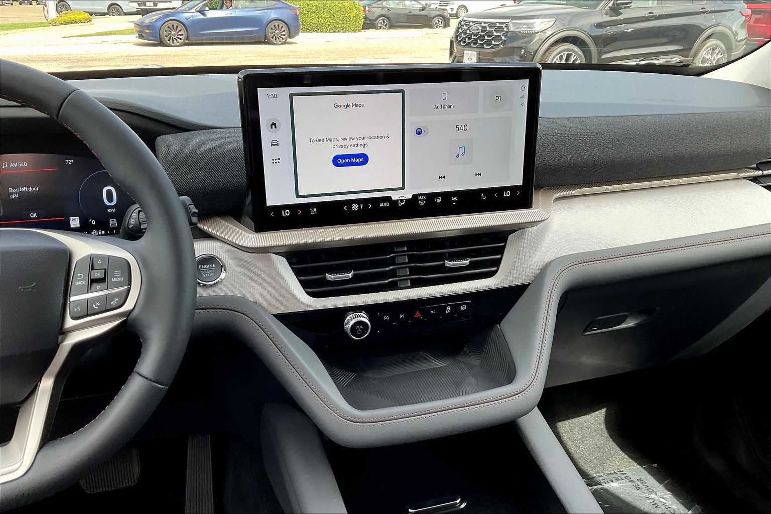 New 2025 Ford Explorer Active w/ Active Comfort Package image 6