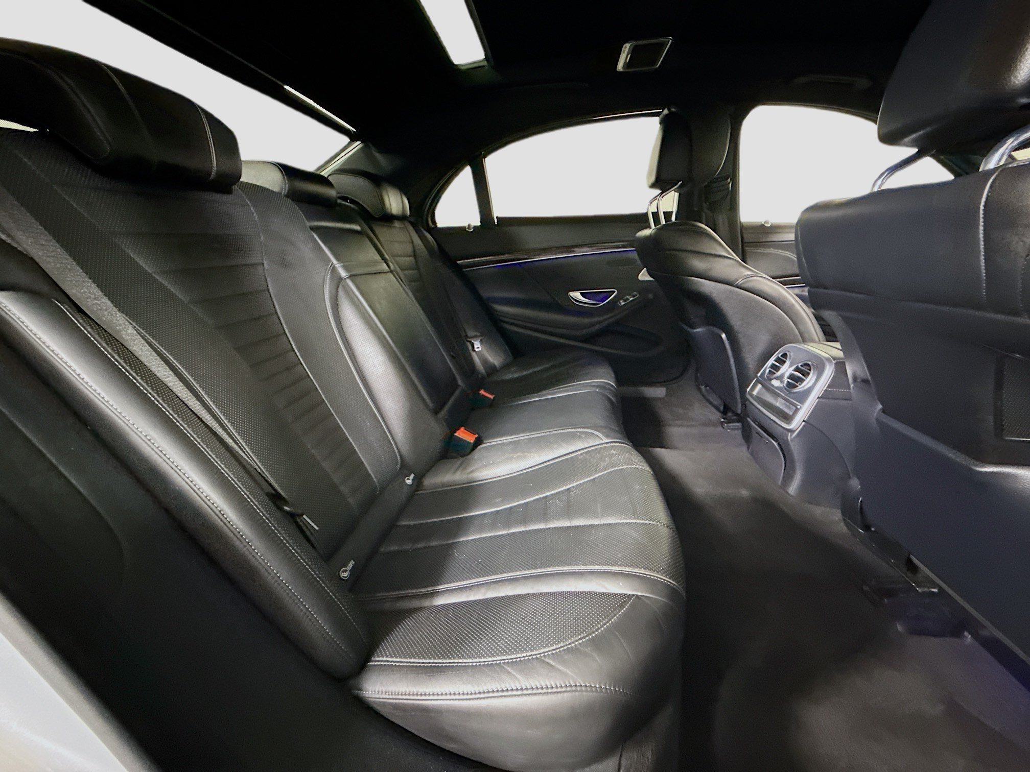 Used 2016 Mercedes-Benz S 550 Sedan image 27