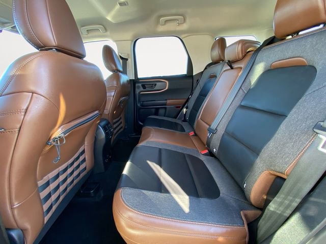 Used 2021 Ford Bronco Sport Outer Banks w/ Outer Banks Package (96D) image 13