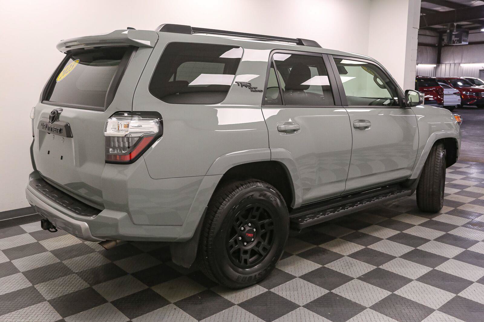 Certified 2023 Toyota 4Runner TRD Off-Road Premium w/ Off Road Premium Plus Package AWD/4WD image 10