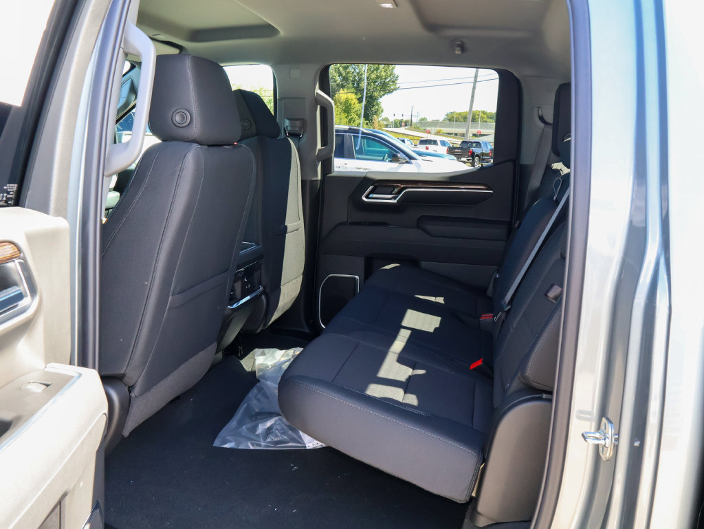 New 2026 GMC Sierra 1500 Elevation w/ Preferred Package AWD/4WD image 9