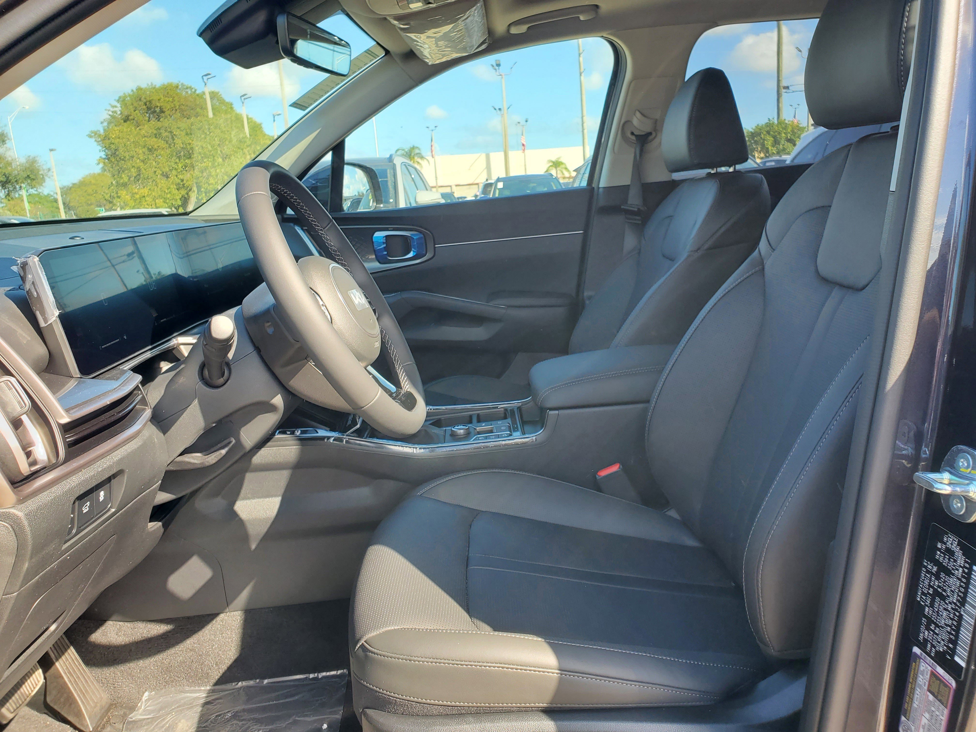 New 2025 Kia Sorento SX image 11