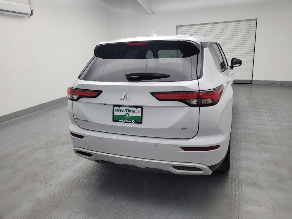 Used 2024 Mitsubishi Outlander SE AWD/4WD image 7