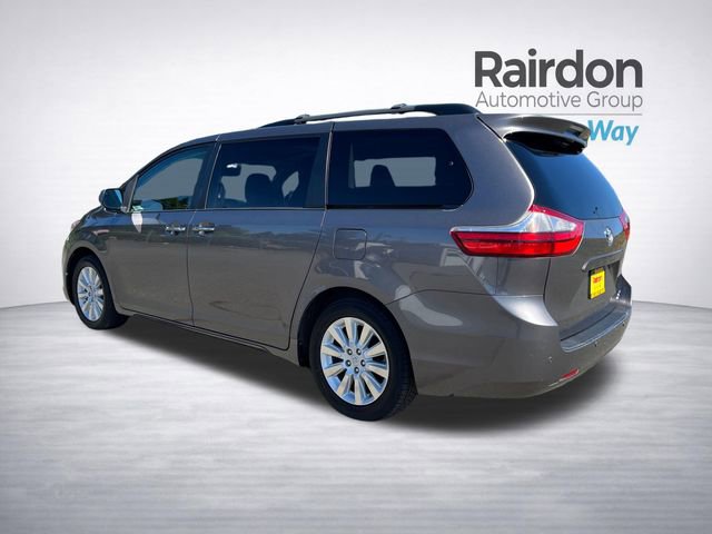 Used 2015 Toyota Sienna XLE Premium AWD/4WD image 5