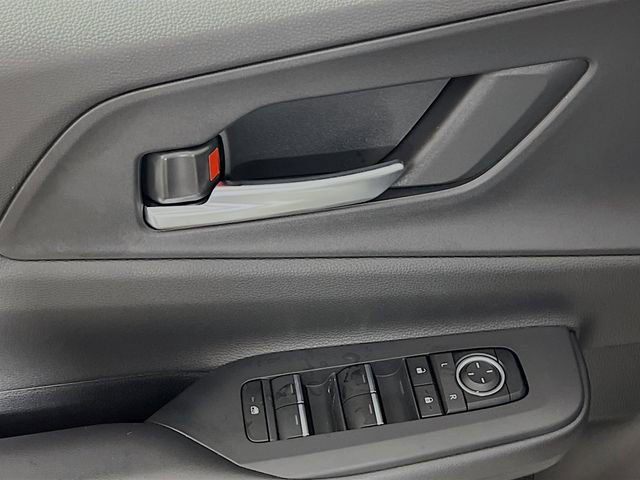 New 2026 Toyota Prius FWD image 14