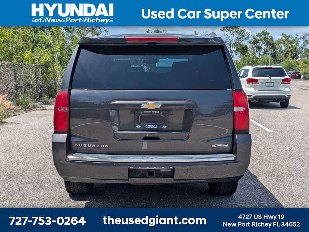 Used 2018 Chevrolet Suburban Premier RWD image 4