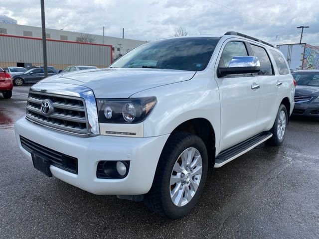 Used 2010 Toyota Sequoia Platinum image 3
