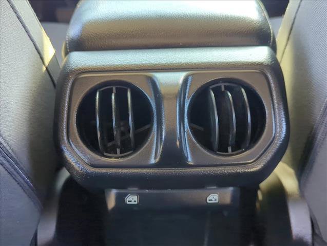 Used 2018 Jeep Wrangler Unlimited Sport S image 26