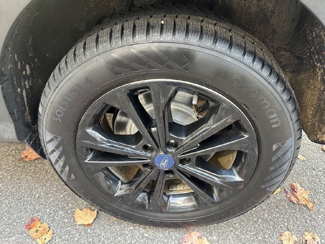 Certified 2018 Ford Escape SE w/ Ford Safe & Smart Package FWD image 9