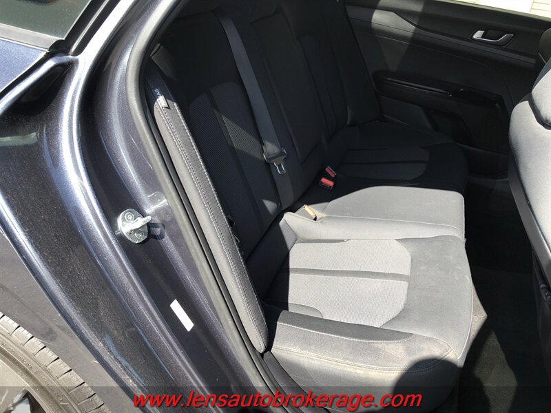 Used 2022 Kia K5 LXS FWD image 20