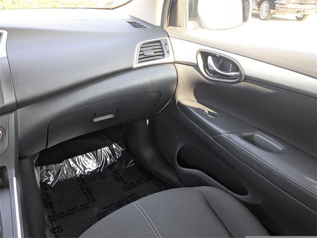 Used 2016 Nissan Sentra S image 15