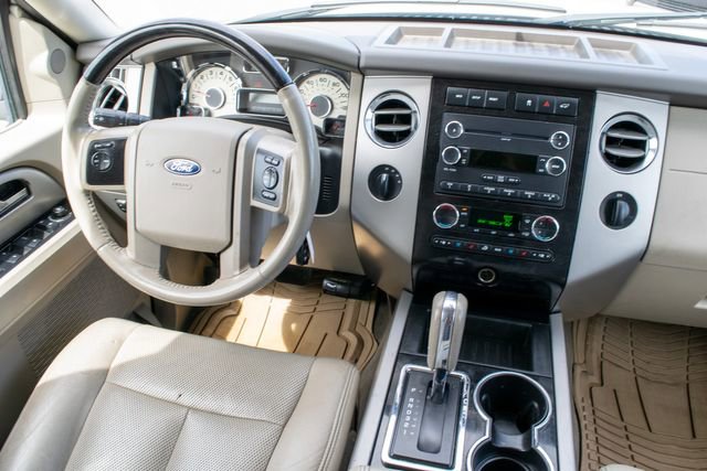 Used 2011 Ford Expedition EL Limited image 26