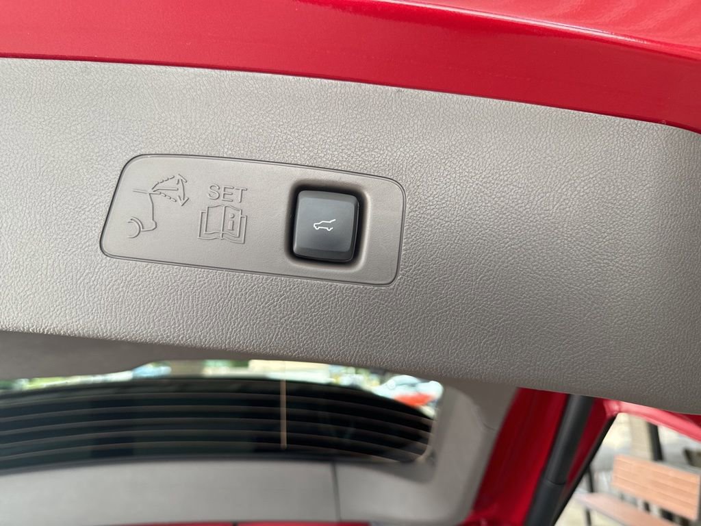 Used 2023 Lincoln Corsair FWD w/ Equipment Group 101A image 28