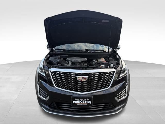 Used 2020 Cadillac XT5 Premium Luxury image 9
