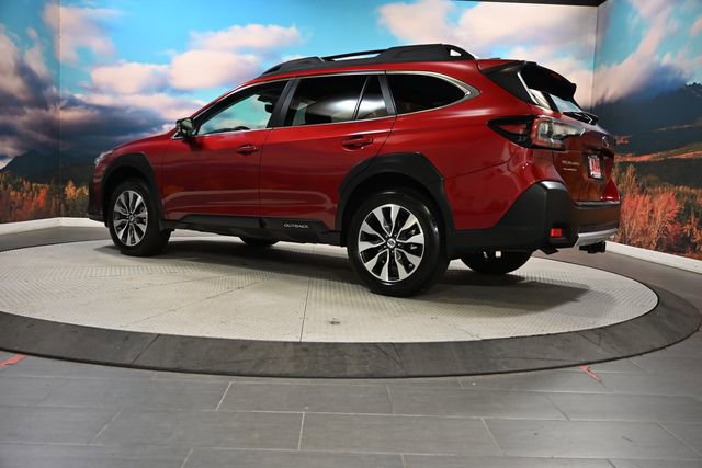 Used 2023 Subaru Outback Limited image 6