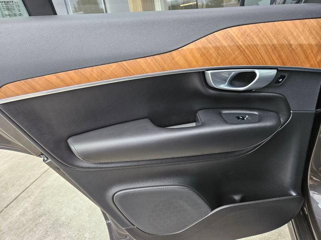 Certified 2024 Volvo XC90 T8 Plus w/ Protection Package Premier AWD/4WD image 15