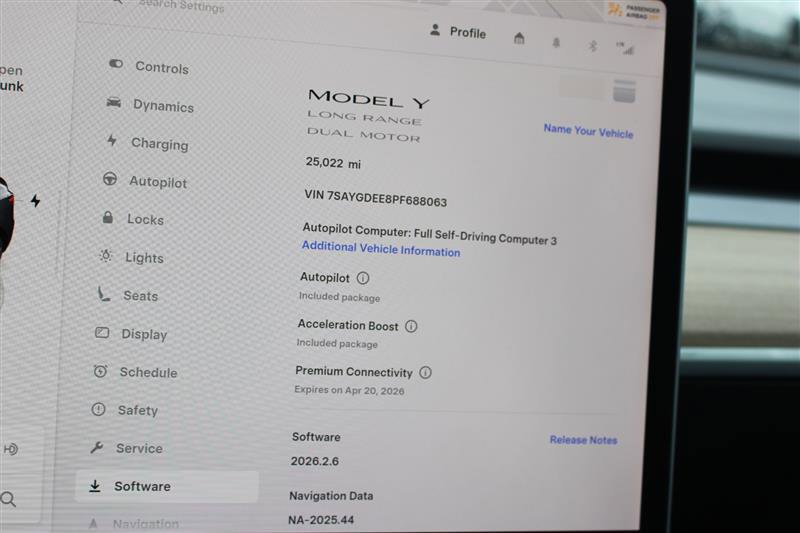 Used 2023 Tesla Model Y Long Range image 17