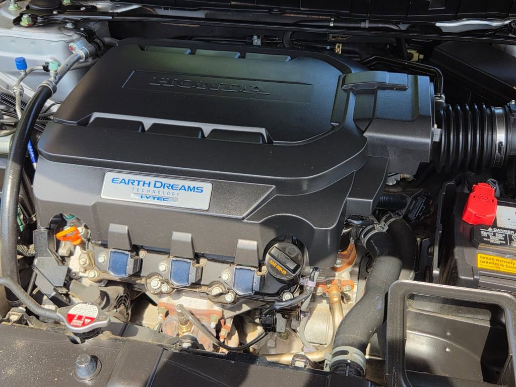 Used 2015 Honda Accord EX-L image 10