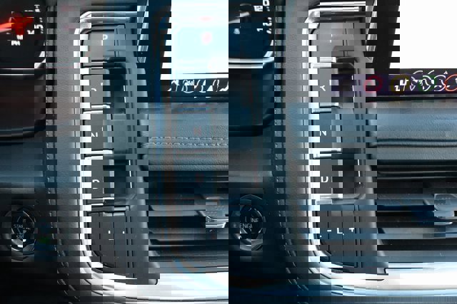 Used 2021 Chevrolet Suburban High Country image 33