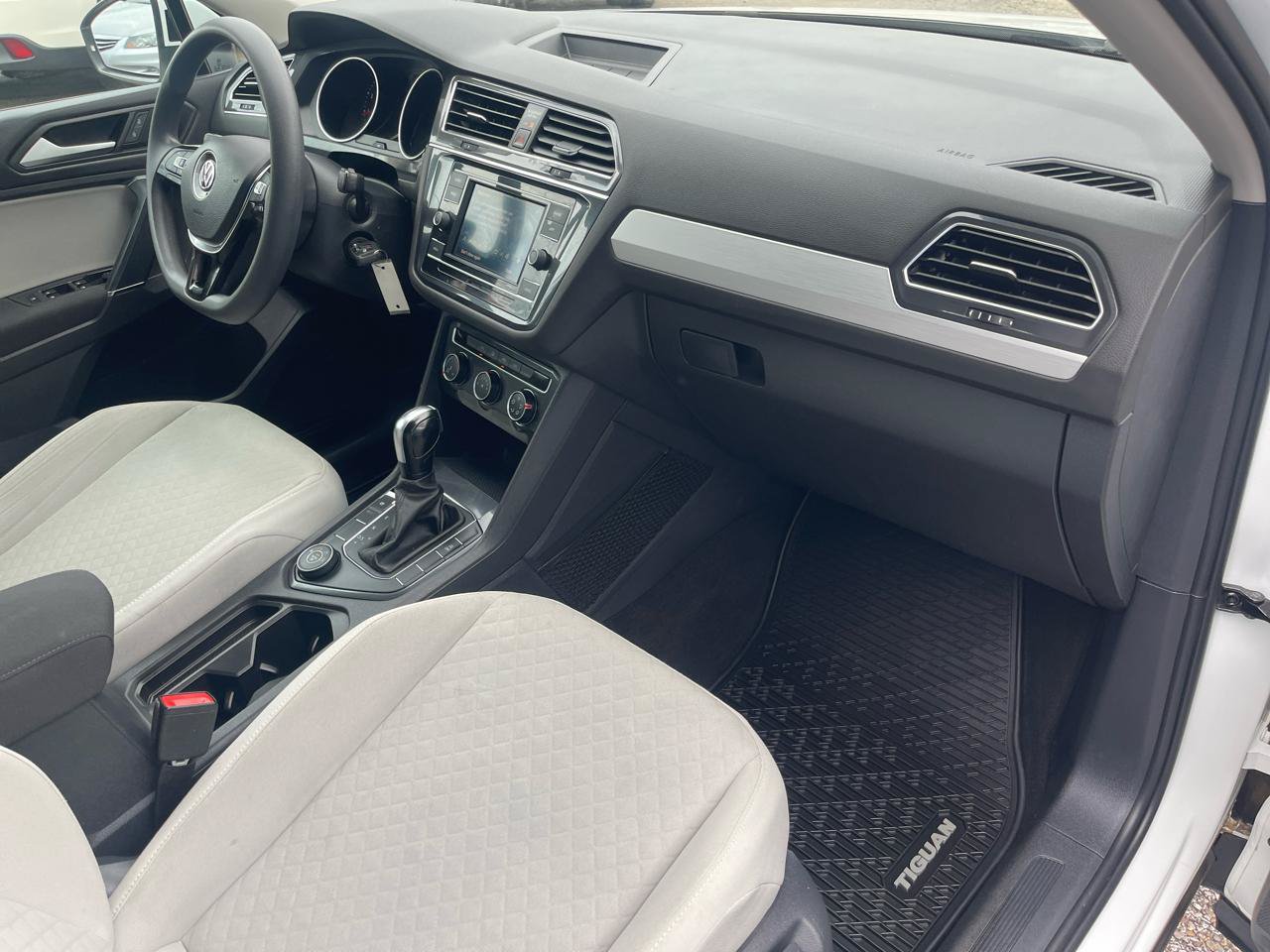 Used 2020 Volkswagen Tiguan S AWD/4WD image 17