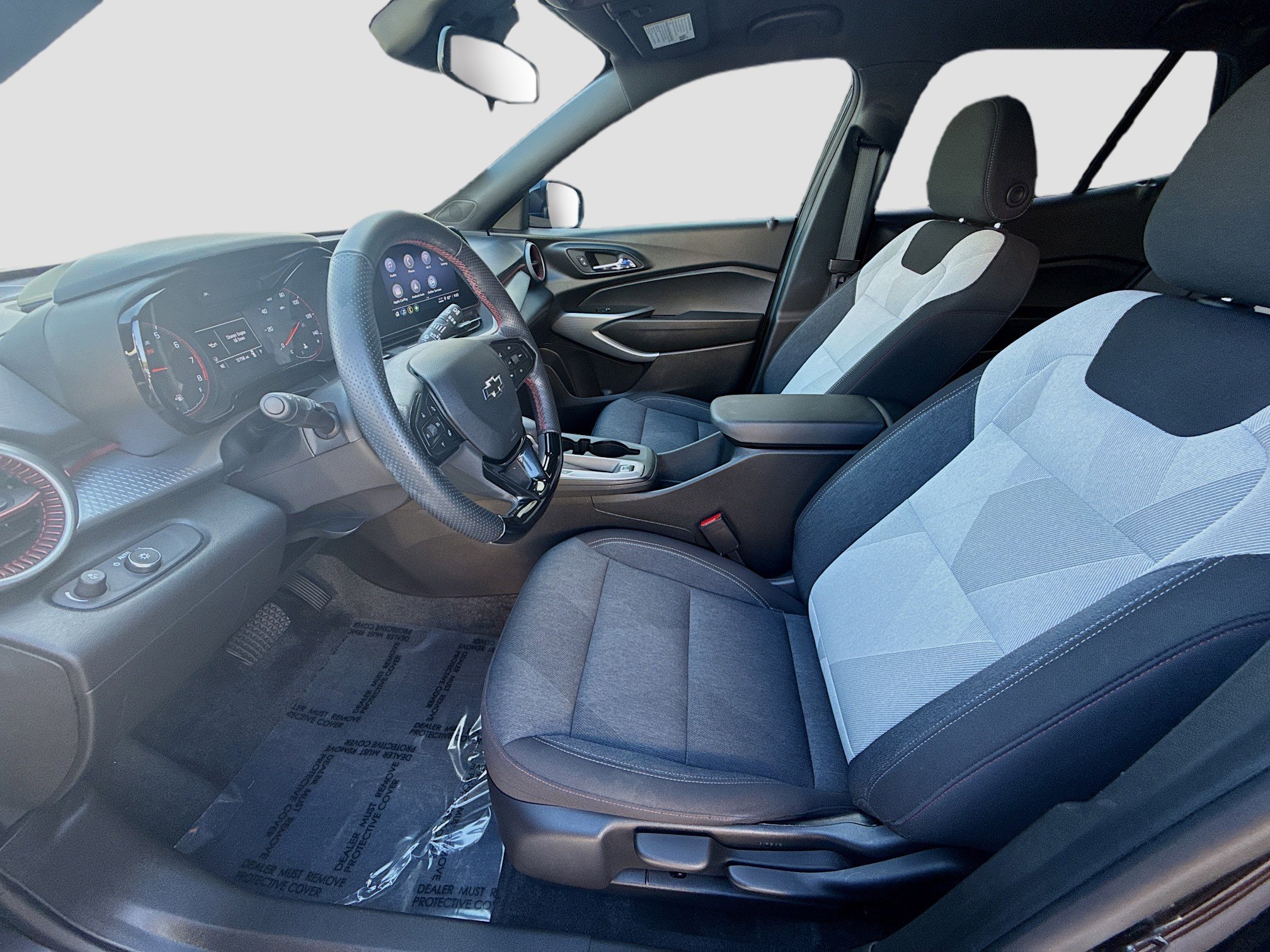 Used 2024 Chevrolet Trax RS image 16