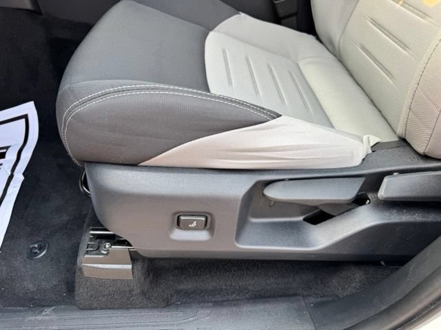 Used 2024 Toyota Tacoma TRD Sport AWD/4WD image 15