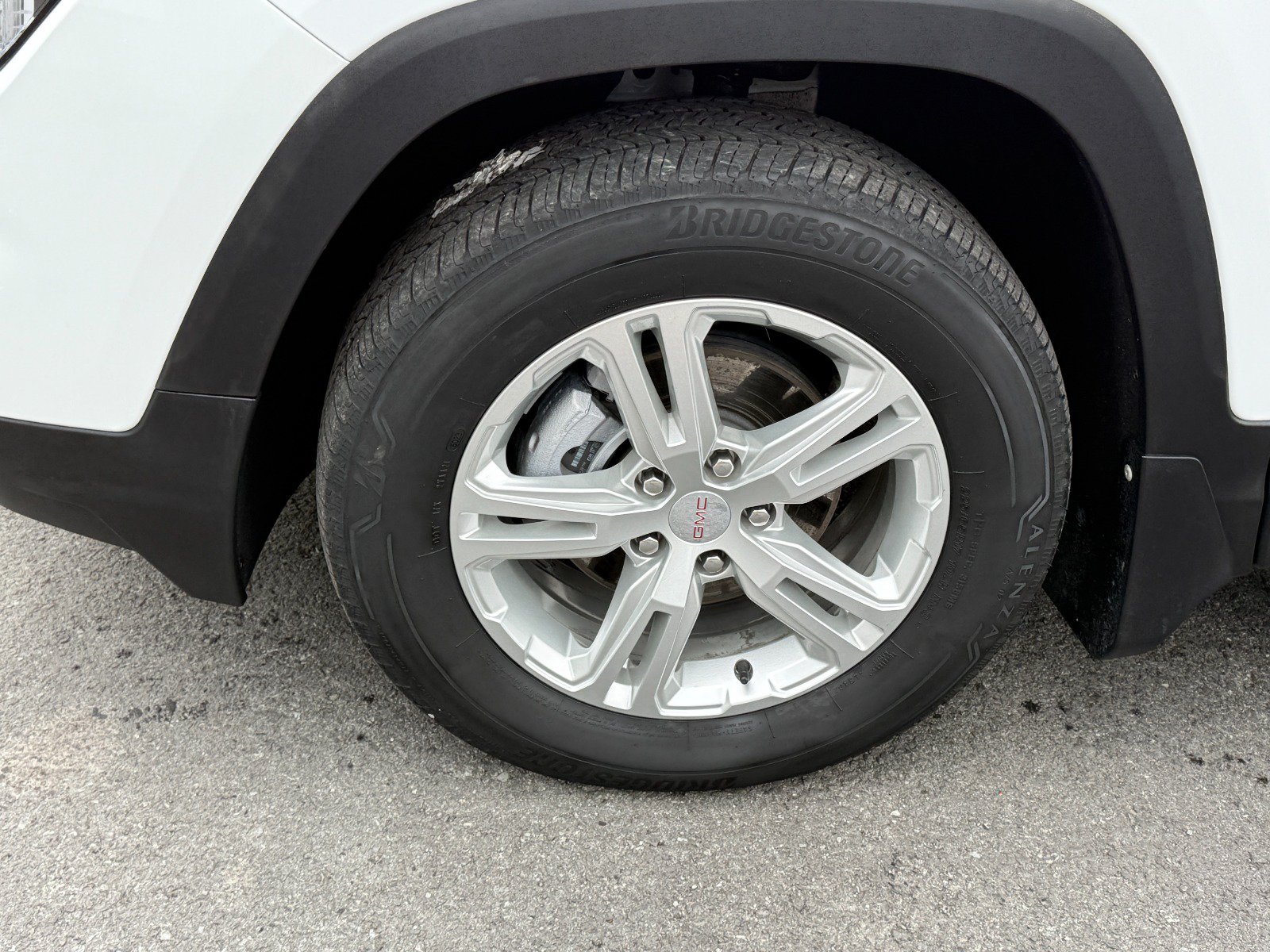 Certified 2024 GMC Terrain SLE w/ Driver Convenience Package AWD/4WD image 9