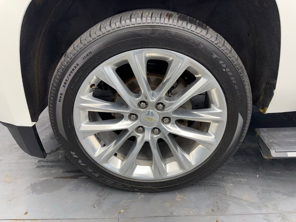 Used 2019 Chevrolet Suburban Premier w/ Premier Plus Edition AWD/4WD image 20