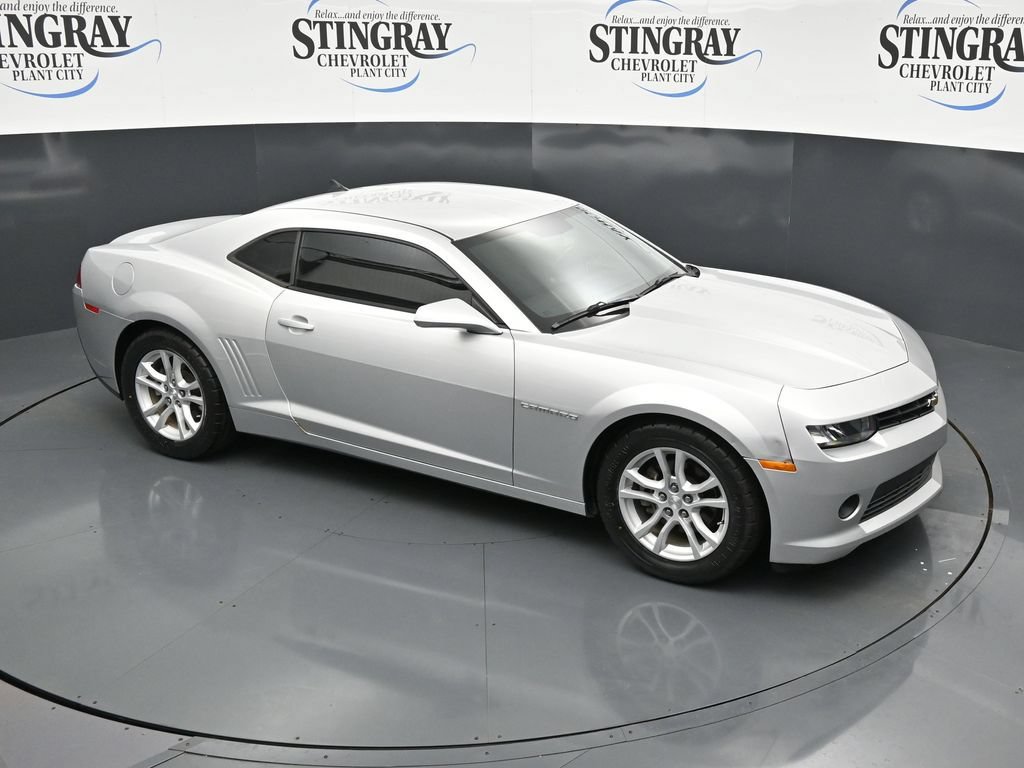 Used 2015 Chevrolet Camaro LT RWD image 18