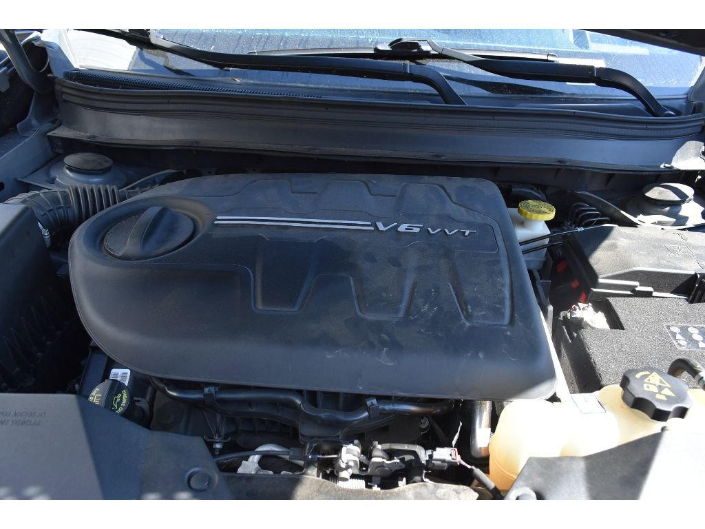 Used 2021 Jeep Cherokee Limited image 9