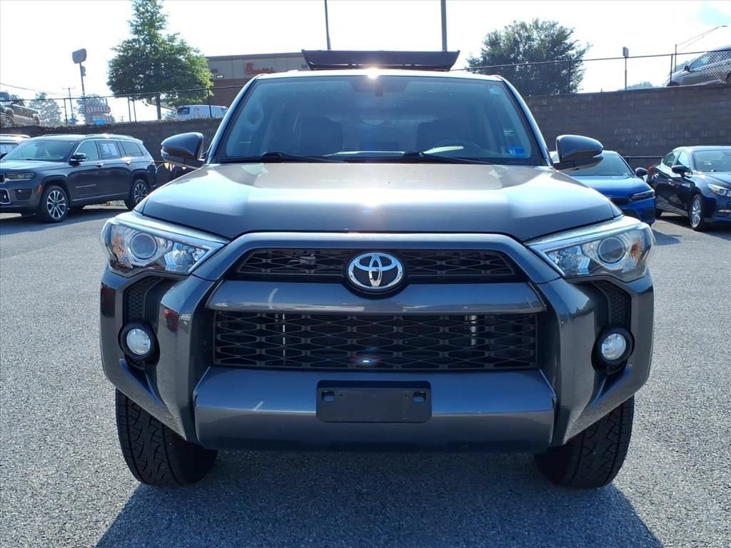 Used 2018 Toyota 4Runner SR5 Premium AWD/4WD image 16