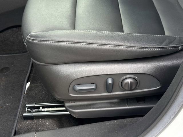 Used 2023 Chevrolet TrailBlazer ACTIV w/ Sun and Liftgate Package image 18