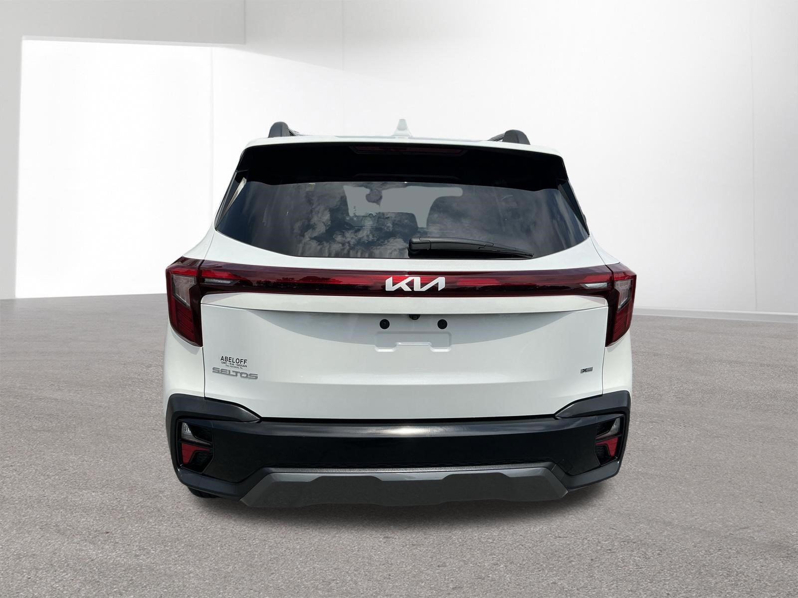 Used 2024 Kia Seltos X-Line AWD/4WD image 4