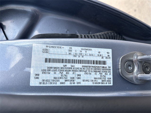 Used 2022 Ford Escape Titanium image 25