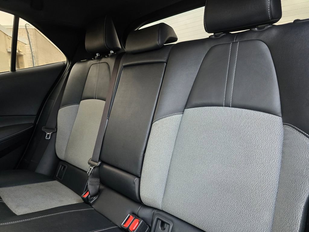 Used 2021 Toyota Corolla XSE image 19