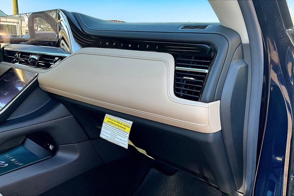 Used 2025 INFINITI QX80 Pure image 17