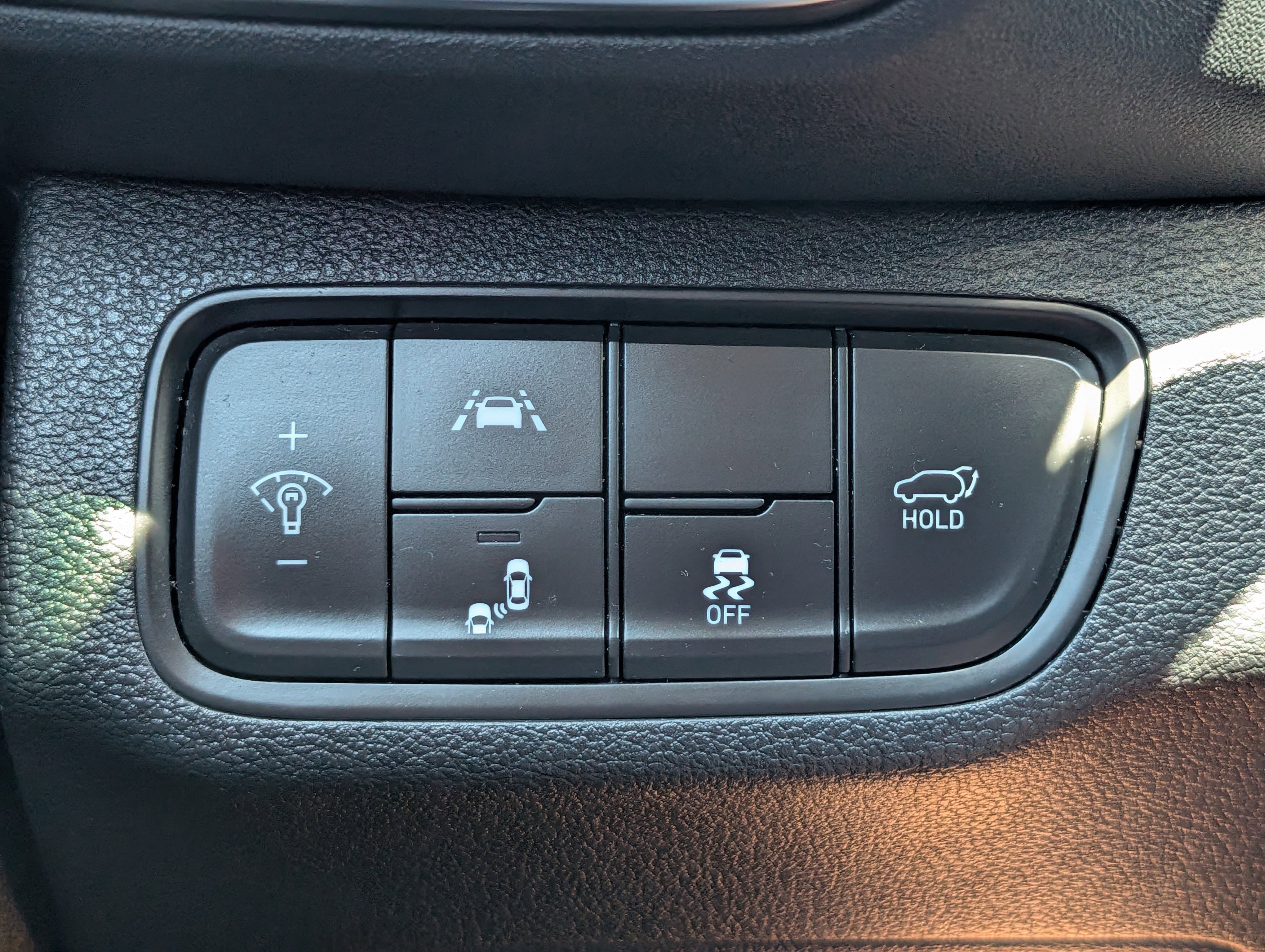 Used 2020 Hyundai Santa Fe Limited w/ Cargo Package FWD image 26