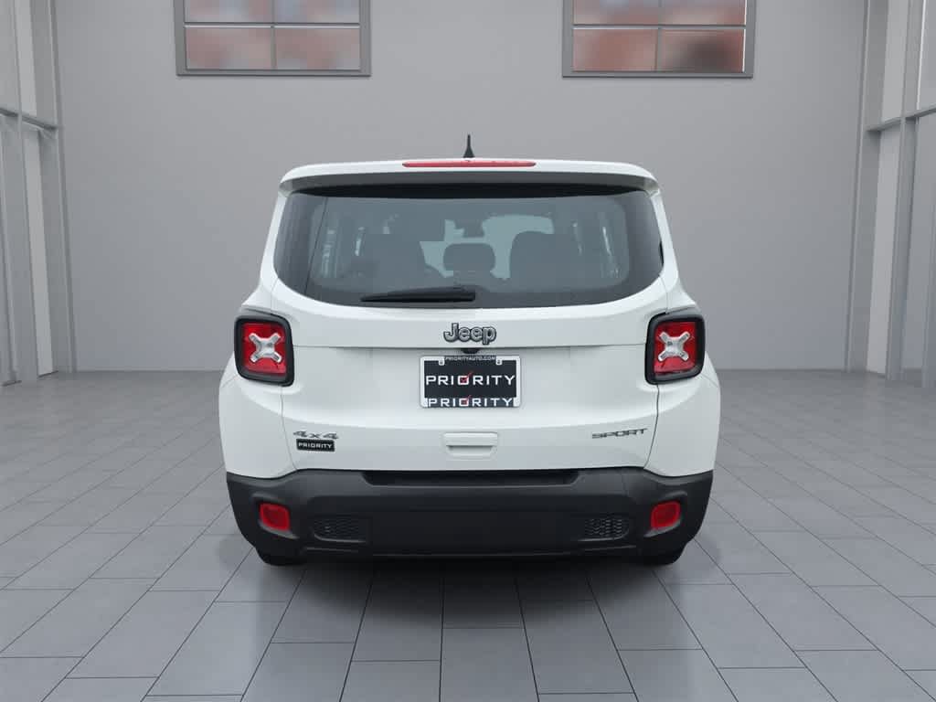 Used 2022 Jeep Renegade Sport AWD/4WD image 8