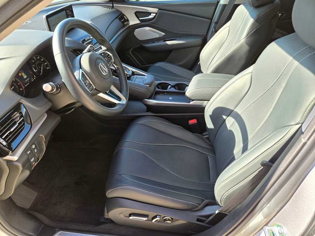 Used 2025 Acura RDX SH-AWD w/ Technology Package image 12