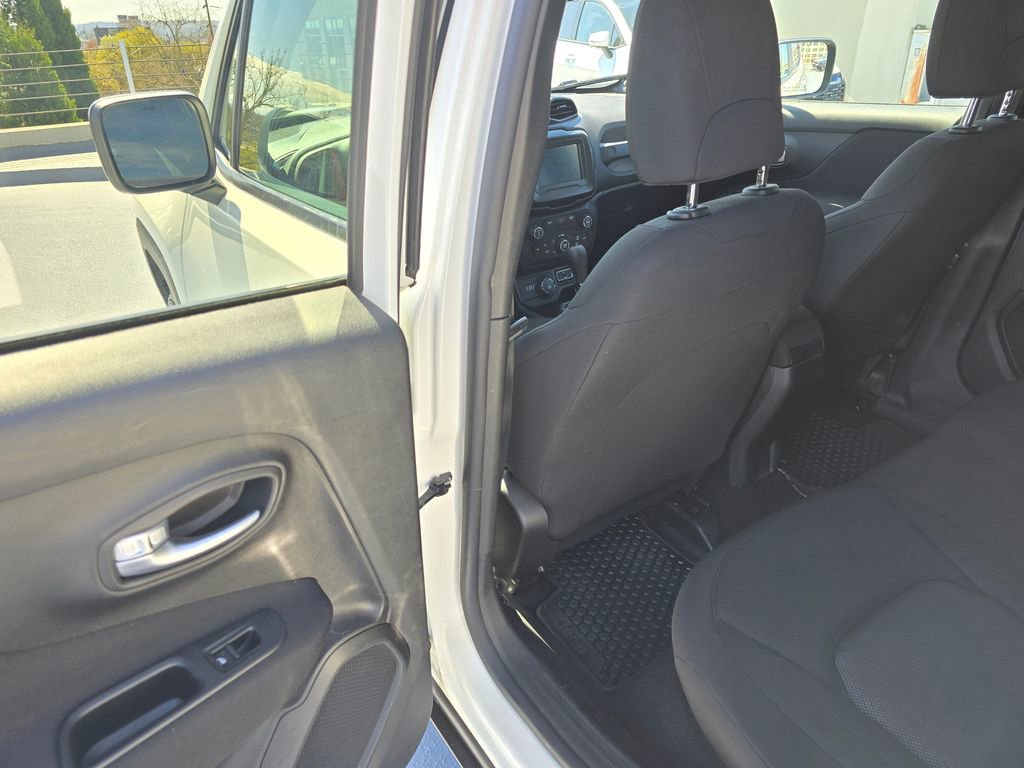 Used 2019 Jeep Renegade Sport AWD/4WD image 15