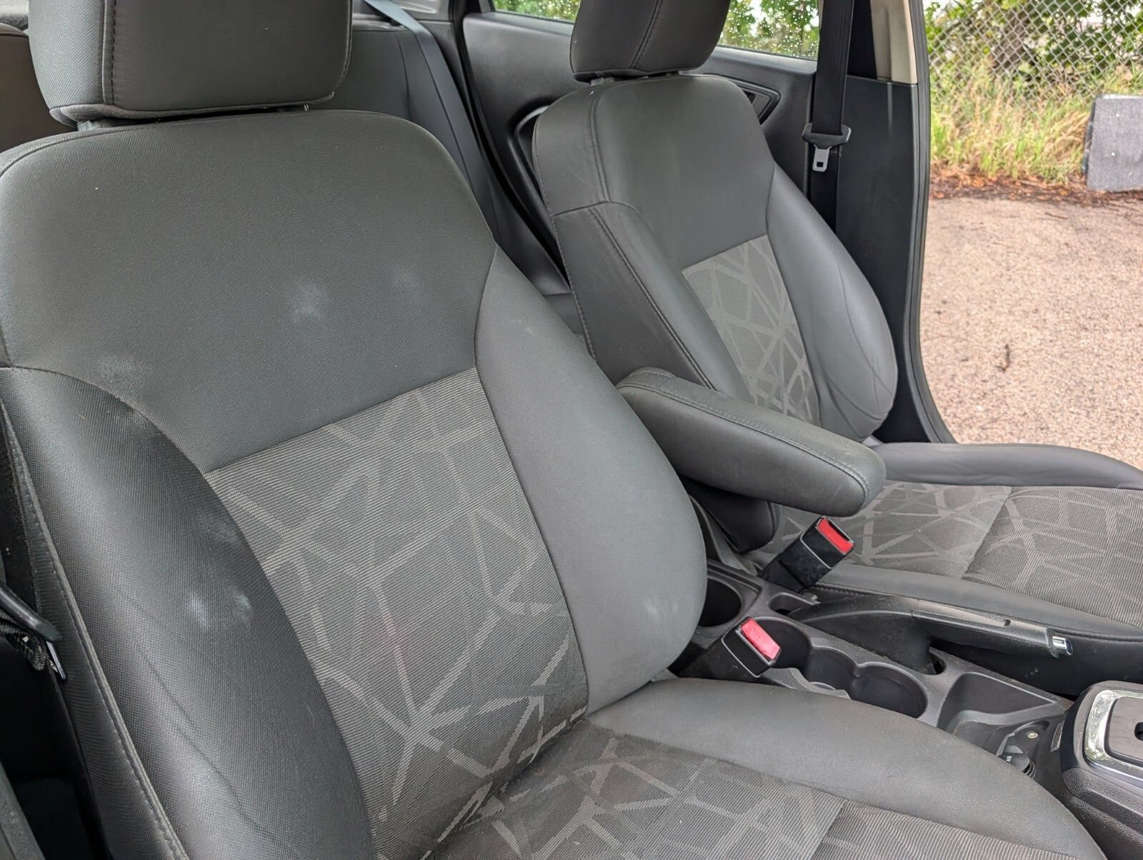 Used 2012 Ford Fiesta SE FWD image 18